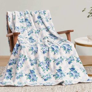 Braelyn Blue Roses Plush Throw Blanket
