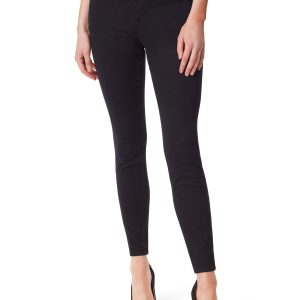Kiss Me Skinny Jeans in Black
