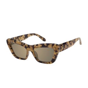 Bold Cat-Eye Sunglasses in Tortoise