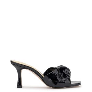 Evirra High Heel in Black Patent