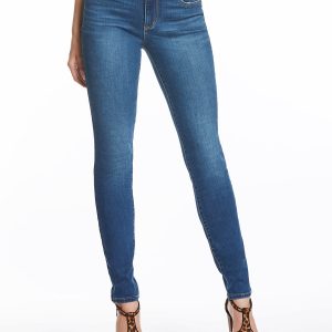 Kiss Me Skinny Jeans in Sweet Charlotte